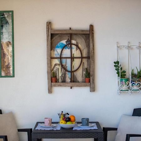 Sea Side Solandra Apartment Praiano Luaran gambar