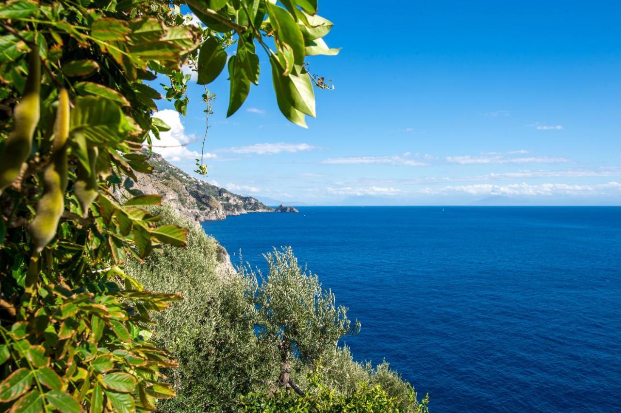 Sea Side Solandra Apartment Praiano Luaran gambar